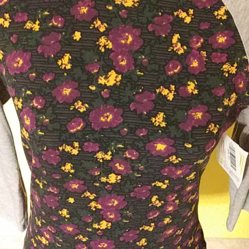 LulaRoe Randy - Picture 3 of 5